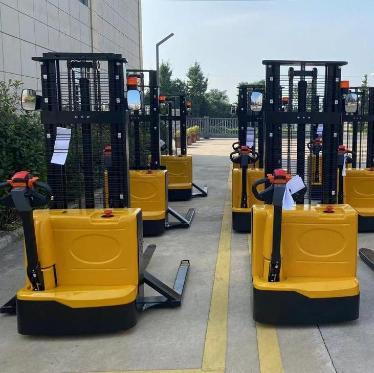 Compact Lightweight Electric Pallet Stacker with 2 Stage/3 Stage Mast for Easy Maneuvering