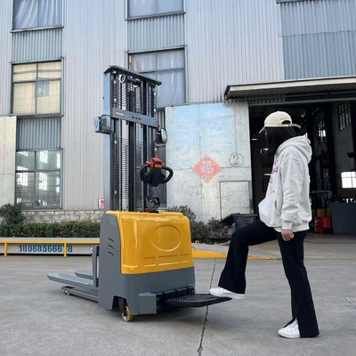 Elektrische walkie-walkie rijden op stapler 1,6 ton capaciteit 3-4.5m hefhoogte